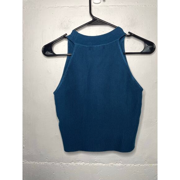 NEW House of Harlow 1960 Sleeveless Ribbed Crop Top Blue Size Medium Luxe - Picture 2 of 4